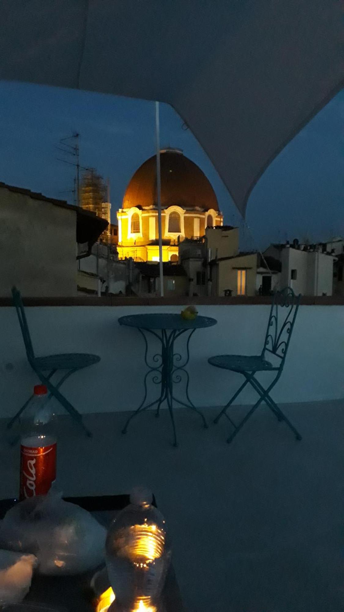 The Florence Dream Terrace - Elena Grey Kamer foto