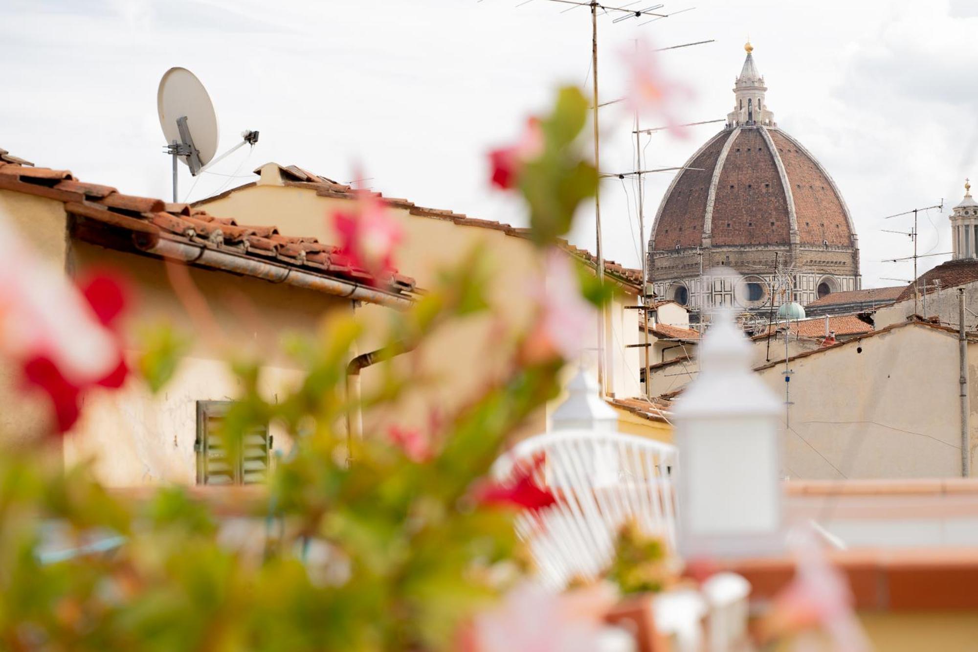 The Florence Dream Terrace - Elena Grey Kamer foto