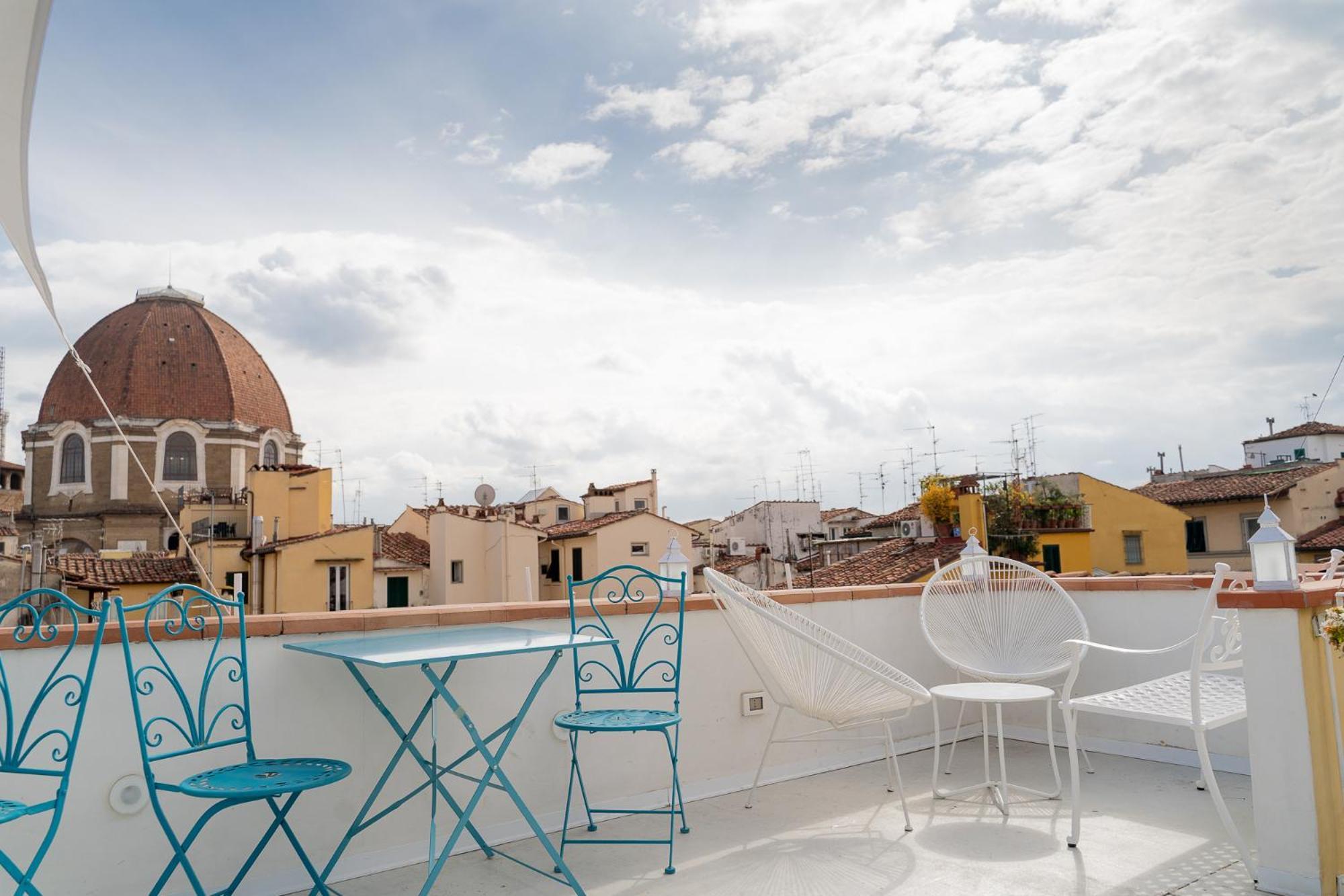 The Florence Dream Terrace - Elena Grey Kamer foto